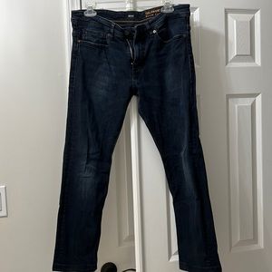 Mens Hugo Boss blue jeans size 32/30 slim fit